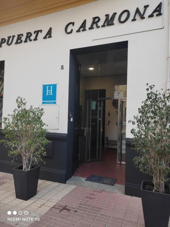 Hostal Puerta Carmona Σεβίλλη Εξωτερικό φωτογραφία
